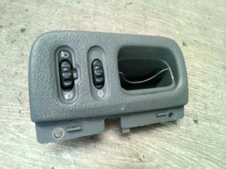 bontott RENAULT MEGANE I Fényszórómagasság Állító Kapcsoló