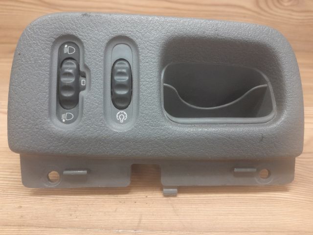 bontott RENAULT MEGANE I Fényszórómagasság Állító Kapcsoló