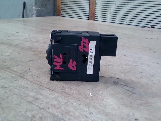 bontott RENAULT MEGANE I Fényszórómagasság Állító Kapcsoló