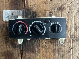 bontott RENAULT MEGANE I Fűtéskapcsoló (manuális klímás)