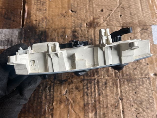 bontott RENAULT MEGANE I Fűtéskapcsoló (manuális klímás)