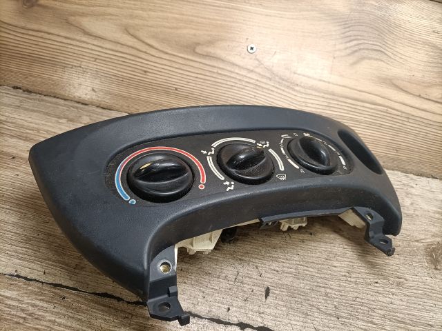 bontott RENAULT MEGANE I Fűtéskapcsoló (Nem klímás)