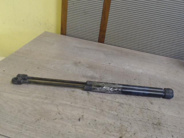 bontott RENAULT MEGANE I Gázrugós Kitámasztó Teleszkóp Pár Csomagtérajtó