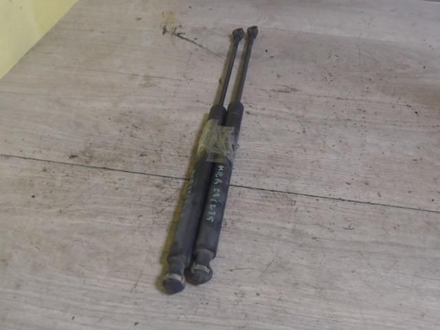 bontott RENAULT MEGANE I Gázrugós Kitámasztó Teleszkóp Pár Csomagtérajtó