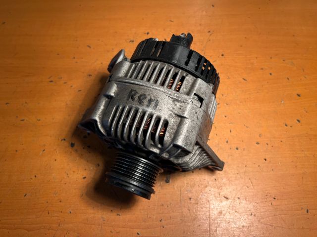 bontott RENAULT MEGANE I Generátor