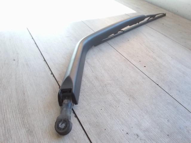 bontott RENAULT MEGANE I Hátsó Ablaktörlő Kar