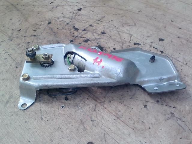 bontott RENAULT MEGANE I Hátsó Ablaktörlő Motor