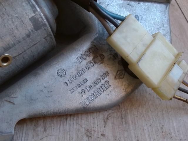 bontott RENAULT MEGANE I Hátsó Ablaktörlő Motor