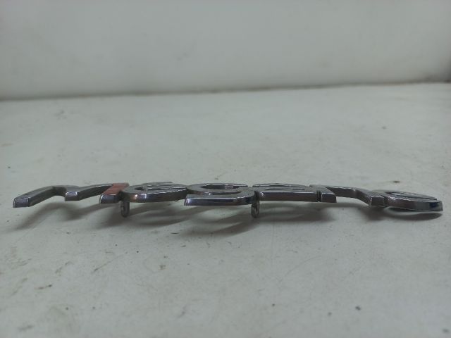 bontott RENAULT MEGANE I Hátsó Embléma