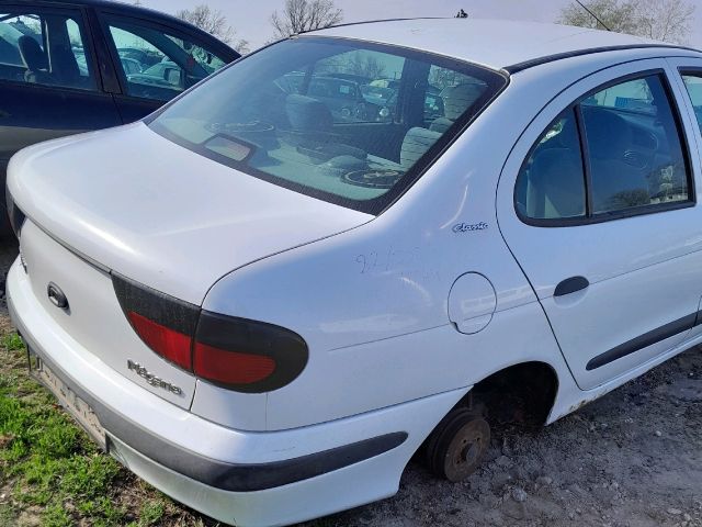 bontott RENAULT MEGANE I Hátsó Lökhárító Merevítő (Fém)