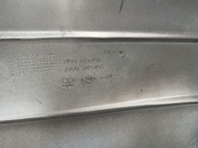 bontott RENAULT MEGANE I Hátsó Lökhárító (Részeivel)