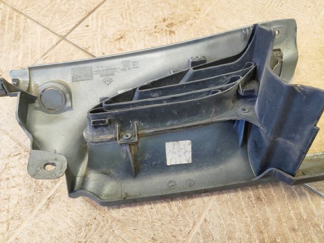 bontott RENAULT MEGANE I Hűtőrács