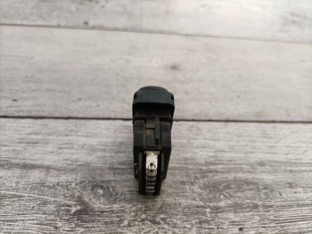 bontott RENAULT MEGANE I Jobb első Ablakemelő Kapcsoló