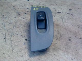 bontott RENAULT MEGANE I Jobb első Ablakemelő Kapcsoló