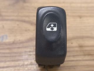 bontott RENAULT MEGANE I Jobb első Ablakemelő Kapcsoló