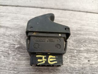 bontott RENAULT MEGANE I Jobb első Ablakemelő Kapcsoló