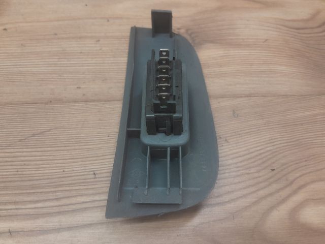 bontott RENAULT MEGANE I Jobb első Ablakemelő Kapcsoló