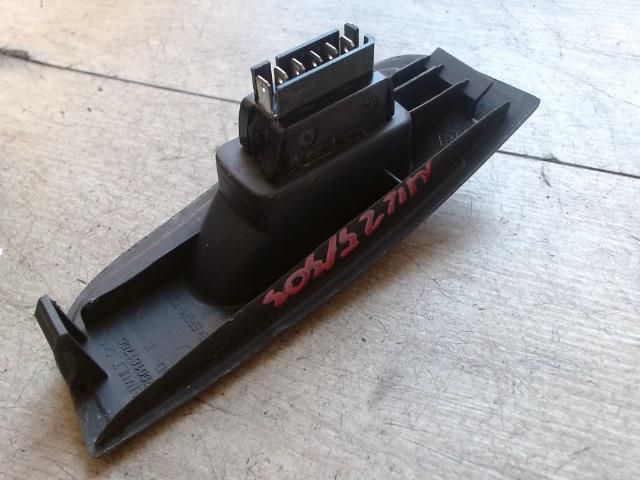 bontott RENAULT MEGANE I Jobb első Ablakemelő Kapcsoló