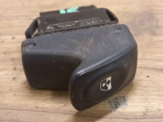 bontott RENAULT MEGANE I Jobb első Ablakemelő Kapcsoló