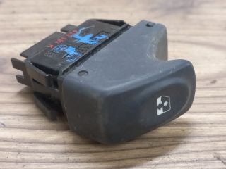 bontott RENAULT MEGANE I Jobb első Ablakemelő Kapcsoló