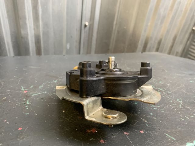 bontott RENAULT MEGANE I Jobb első Ablakemelő Motor