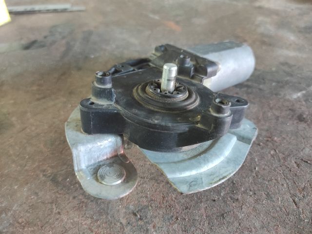 bontott RENAULT MEGANE I Jobb első Ablakemelő Motor