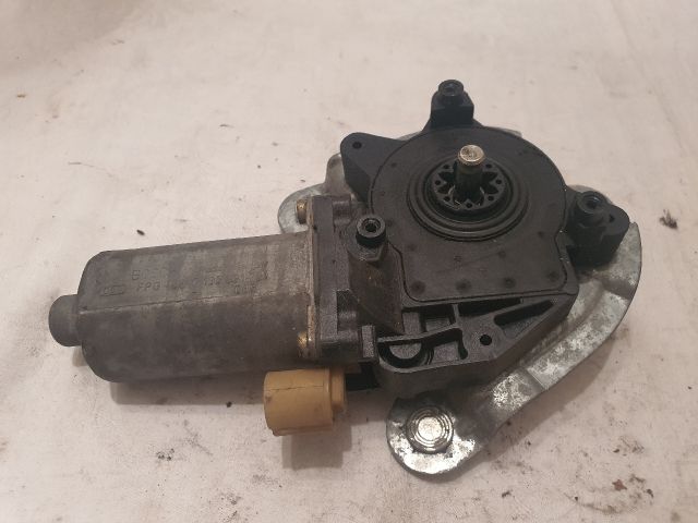 bontott RENAULT MEGANE I Jobb első Ablakemelő Motor