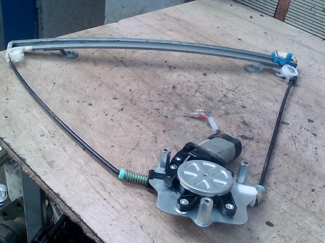 bontott RENAULT MEGANE I Jobb első Ablakemelő Szerkezet (Elektromos)