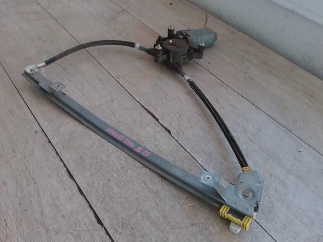 bontott RENAULT MEGANE I Jobb első Ablakemelő Szerkezet (Elektromos)