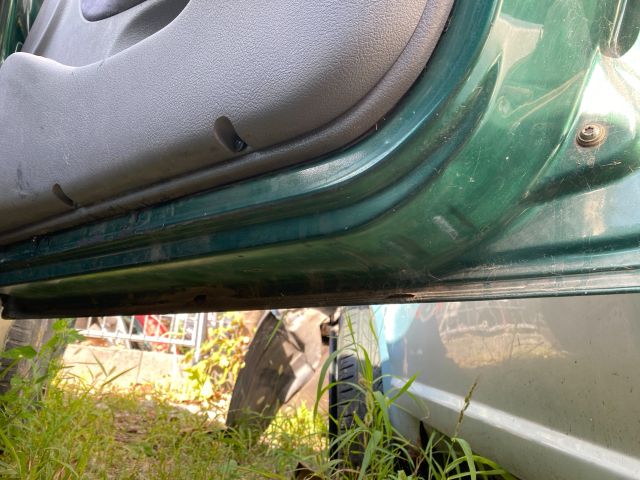 bontott RENAULT MEGANE I Jobb első Ajtó (Üres lemez)