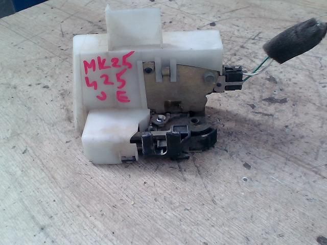 bontott RENAULT MEGANE I Jobb első Ajtózár