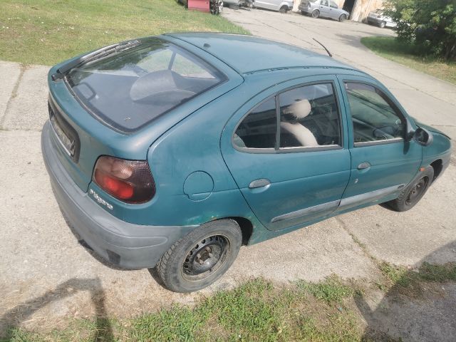 bontott RENAULT MEGANE I Jobb első Sárvédő