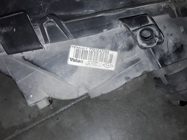 bontott RENAULT MEGANE I Jobb Fényszóró