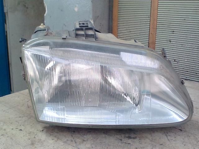 bontott RENAULT MEGANE I Jobb Fényszóró