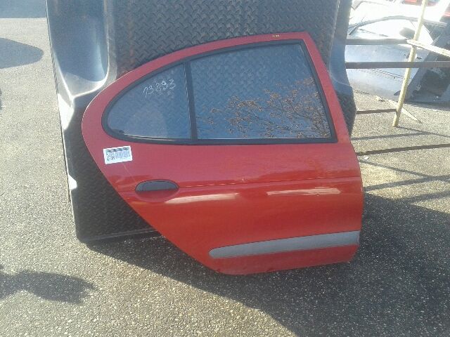 bontott RENAULT MEGANE I Jobb hátsó Ajtó (Részeivel)