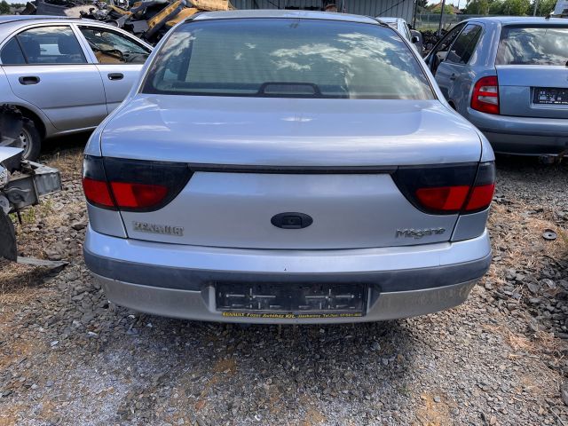 bontott RENAULT MEGANE I Jobb hátsó Ajtó (Üres lemez)