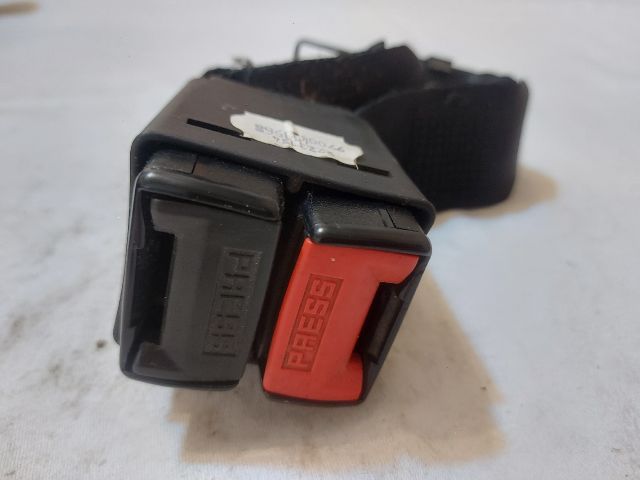 bontott RENAULT MEGANE I Jobb hátsó Biztonsági Öv Csat