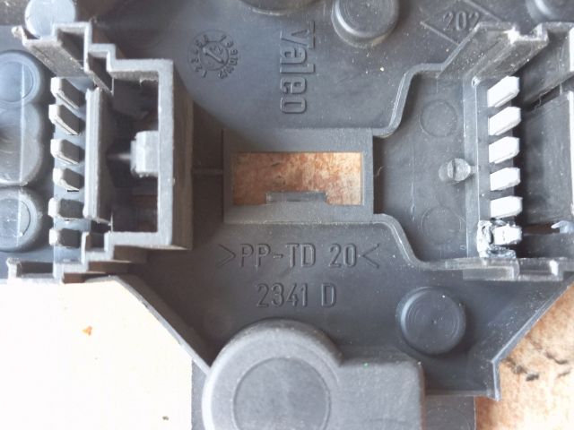 bontott RENAULT MEGANE I Jobb Hátsó Lámpa Foglalat