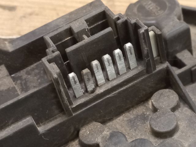 bontott RENAULT MEGANE I Jobb Hátsó Lámpa Foglalat