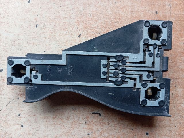 bontott RENAULT MEGANE I Jobb Hátsó Lámpa Foglalat