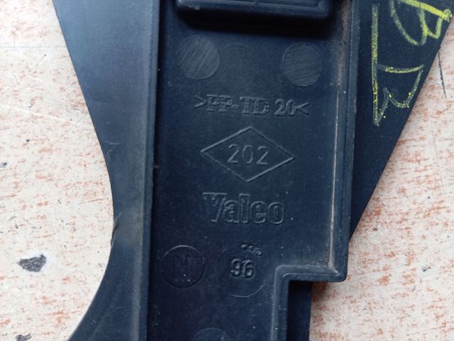 bontott RENAULT MEGANE I Jobb Hátsó Lámpa Foglalat