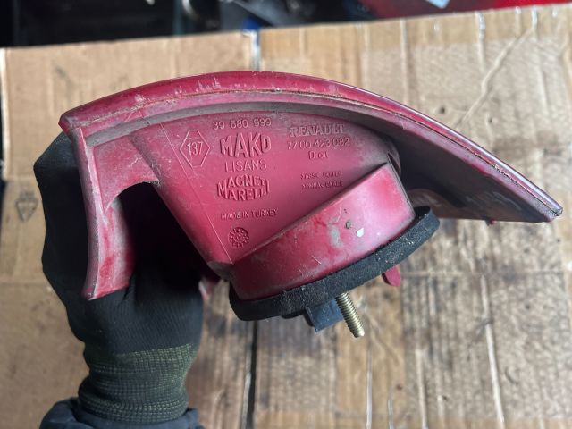 bontott RENAULT MEGANE I Jobb Hátsó Lámpa