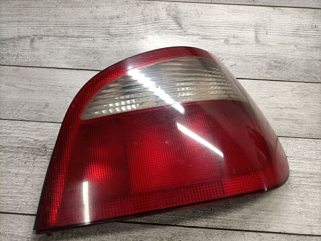 bontott RENAULT MEGANE I Jobb Hátsó Lámpa