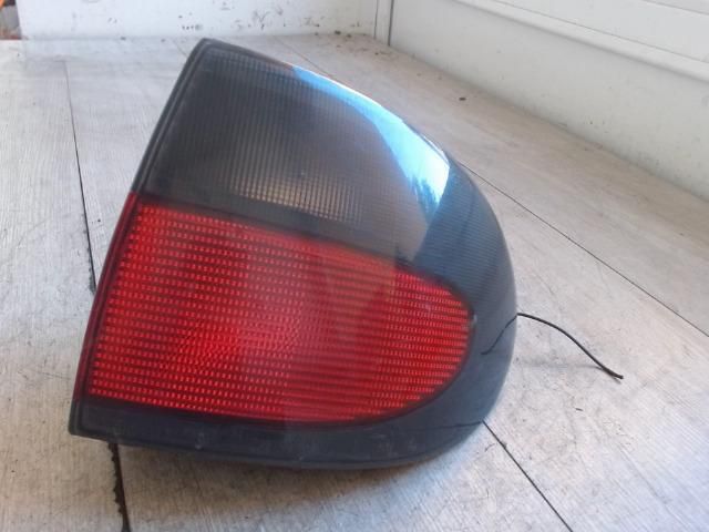 bontott RENAULT MEGANE I Jobb Külső Hátsó Lámpa