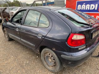 bontott RENAULT MEGANE I Kalaptartó