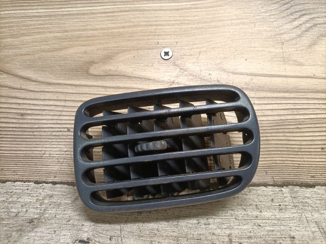 bontott RENAULT MEGANE I Középső Bal Szellőző