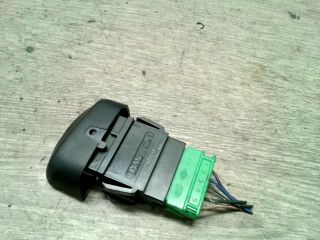 bontott RENAULT MEGANE I Központizár Kapcsoló