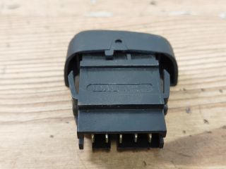 bontott RENAULT MEGANE I Központizár Kapcsoló