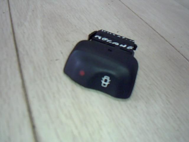 bontott RENAULT MEGANE I Központizár Kapcsoló