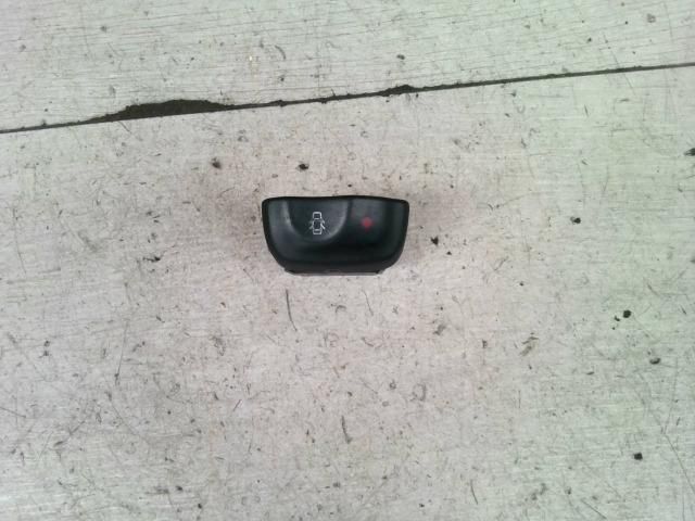 bontott RENAULT MEGANE I Központizár Kapcsoló